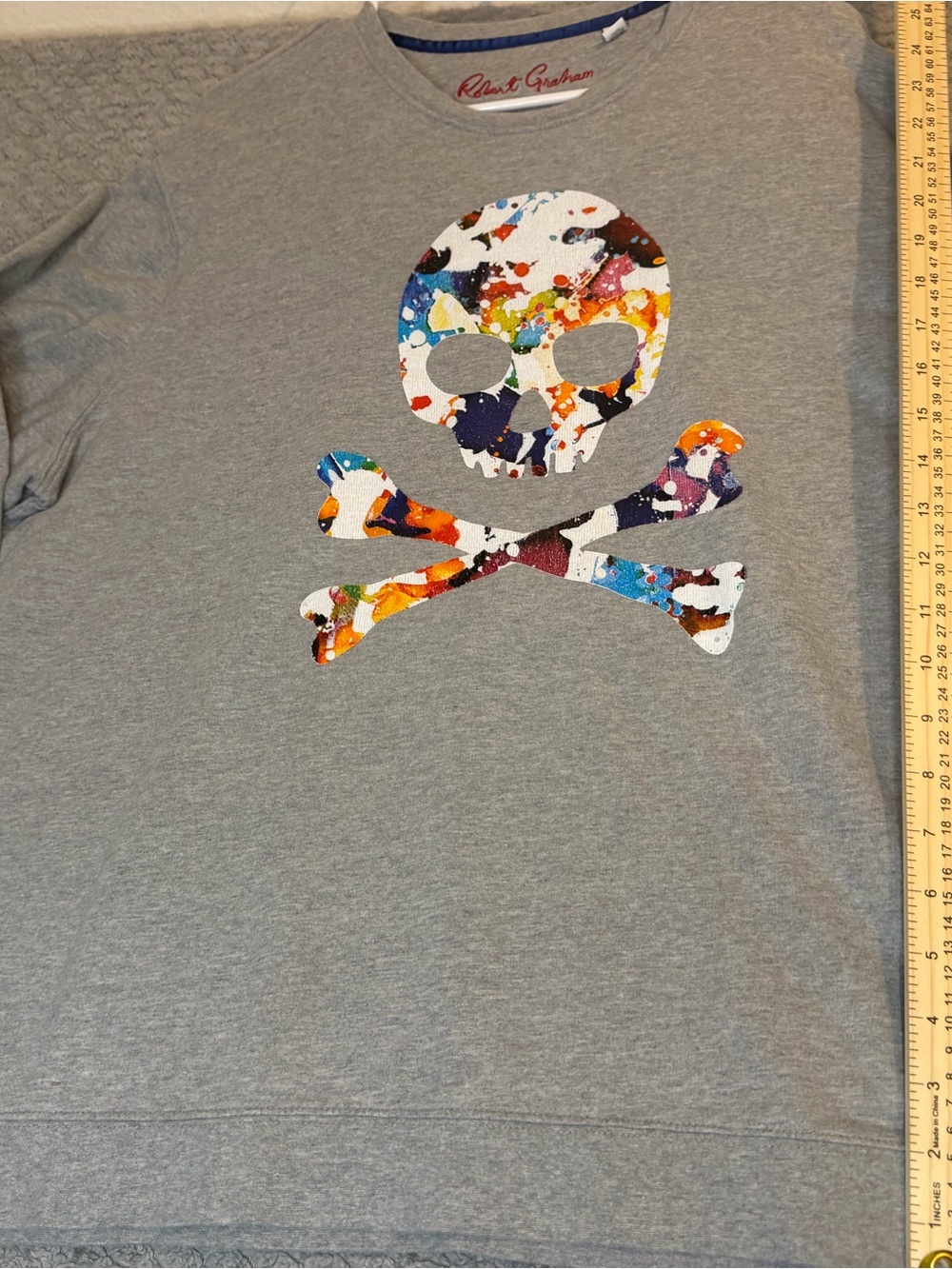 Robert Graham Light Gray Crewneck with Colorful Skull & Crossbones